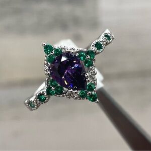 Beautiful Dainty Unique Maleficent Purple Green Diamond CZ Silver Plated Ring